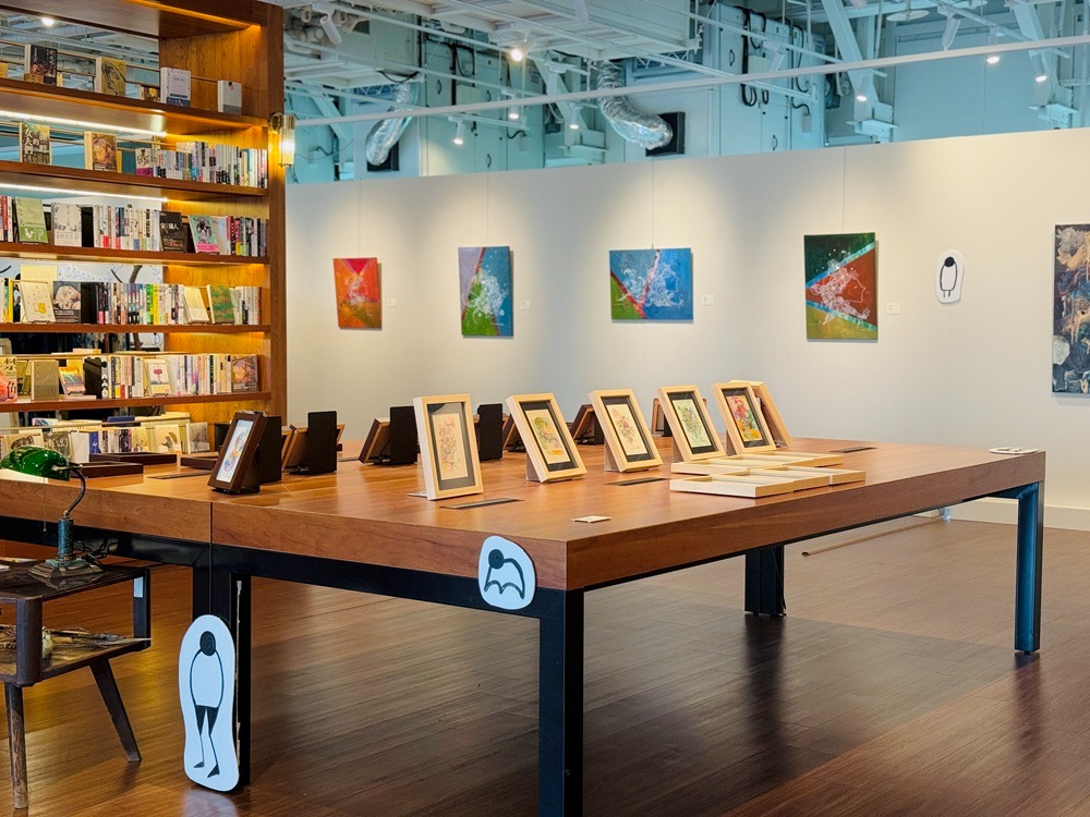 承風書店_書櫃區